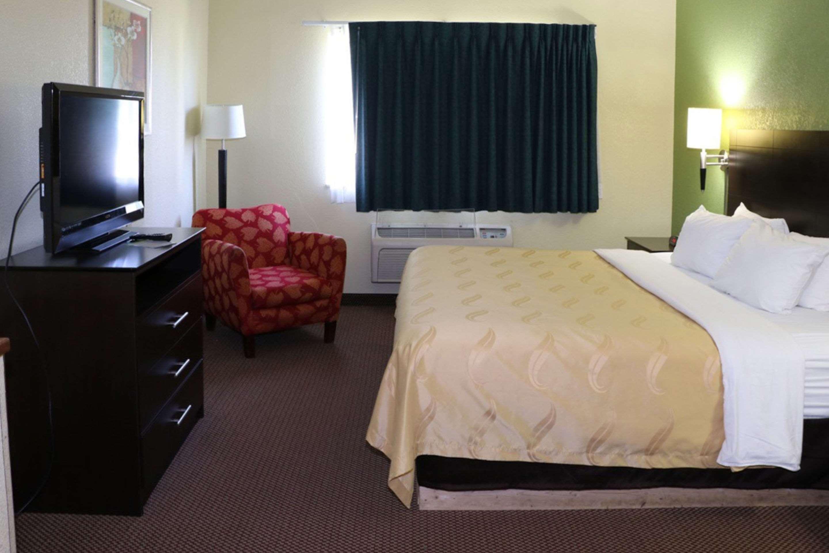 Quality Inn East Evansville Exterior foto